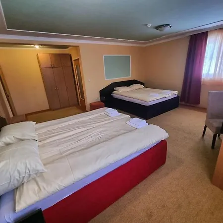B&B Kod Malog Cara I Dva Drugara *